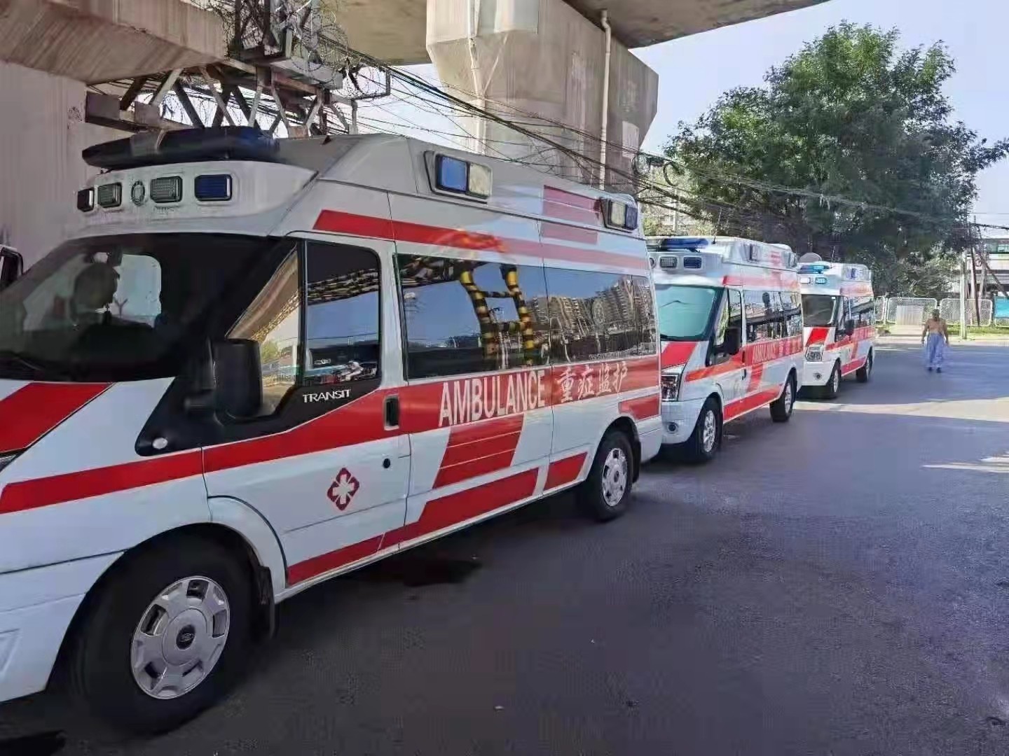 北流市救护车出租